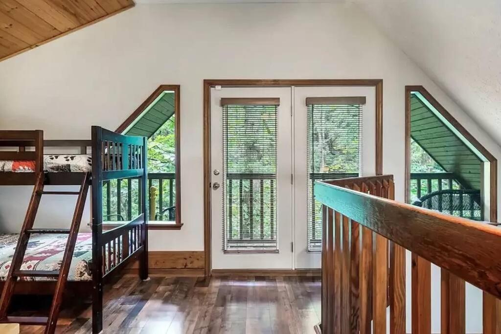 Beary Peaceful Smokies Retreat: Hot-Tub & Pools Villa พิเจนฟอร์จ ภายนอก รูปภาพ