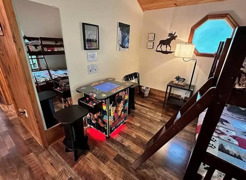 Beary Peaceful Smokies Retreat: Hot-Tub & Pools Villa พิเจนฟอร์จ ภายนอก รูปภาพ