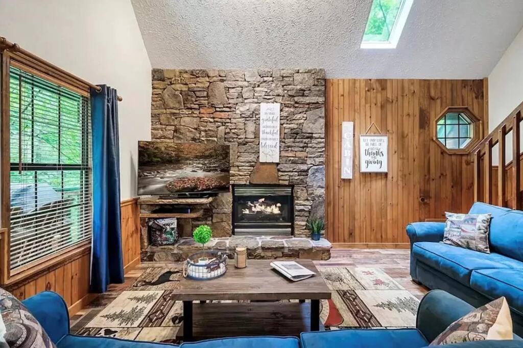 Beary Peaceful Smokies Retreat: Hot-Tub & Pools Villa พิเจนฟอร์จ ภายนอก รูปภาพ
